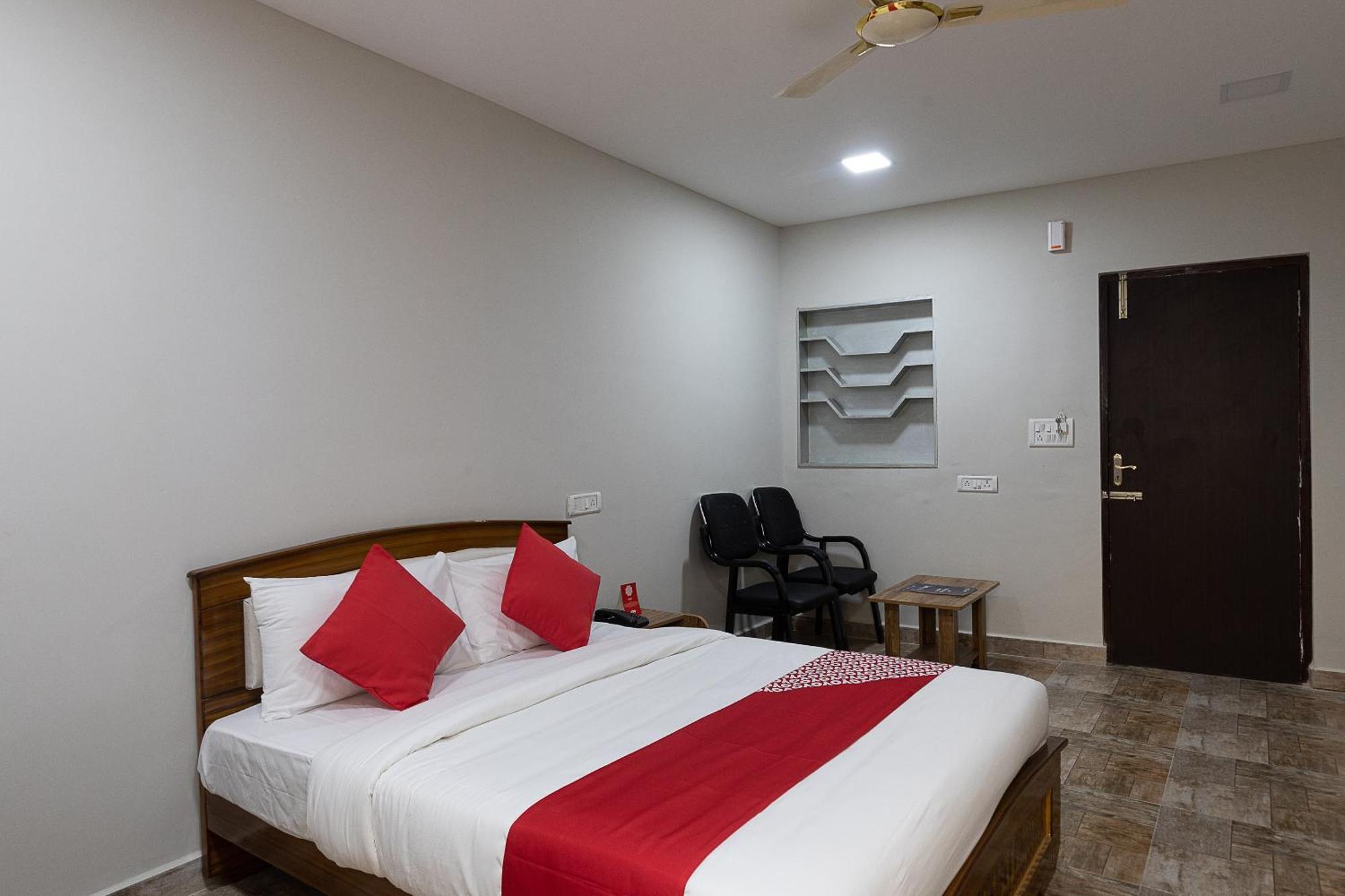 Hotel O Nestle Inn Csennai Kültér fotó